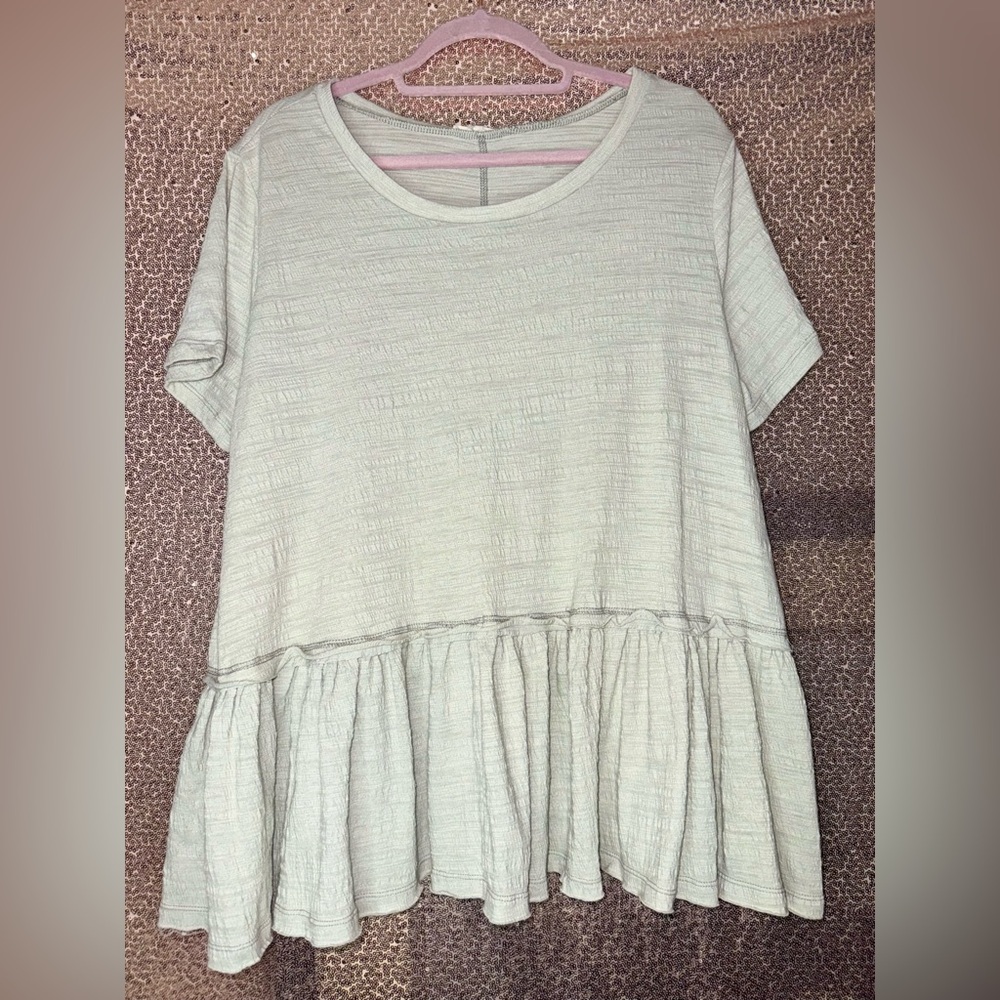 Easel Textured Cream Short Sleeve Top